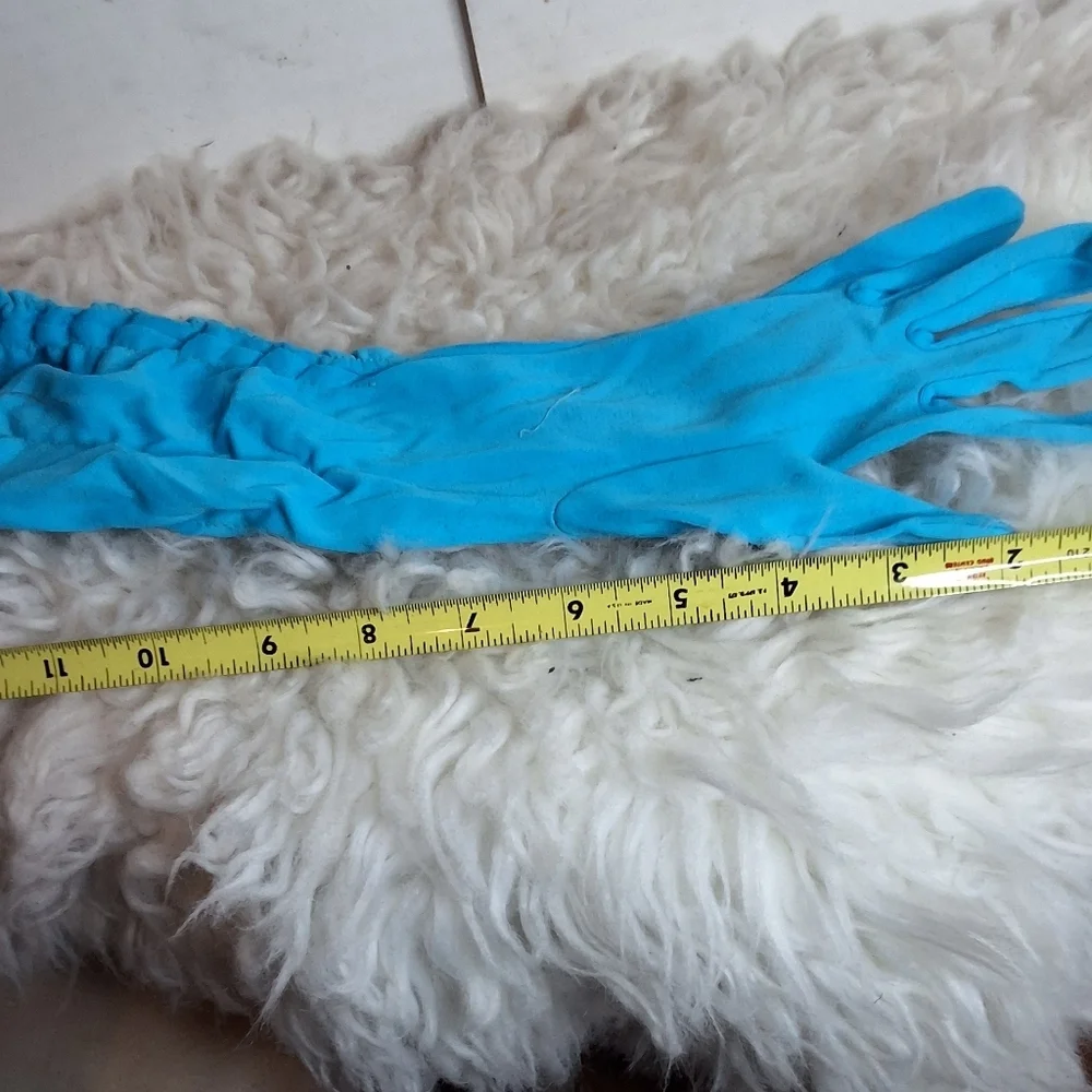 Vintage Mid Arm Turquoise Formal Gloves S/K